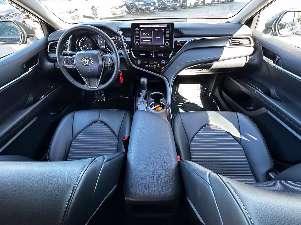 Used 2024 Toyota Camry SE FWD image 16