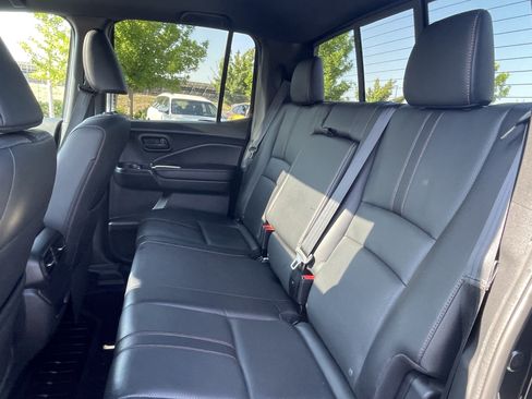 Used 2025 Honda Ridgeline TrailSport image 16