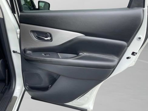 Used 2024 Nissan Murano SV w/ SV Midnight Edition Package FWD image 14