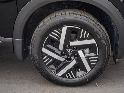 New 2026 Nissan Kicks SV image 10