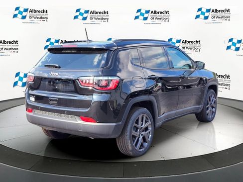 New 2026 Jeep Compass Limited AWD/4WD image 5