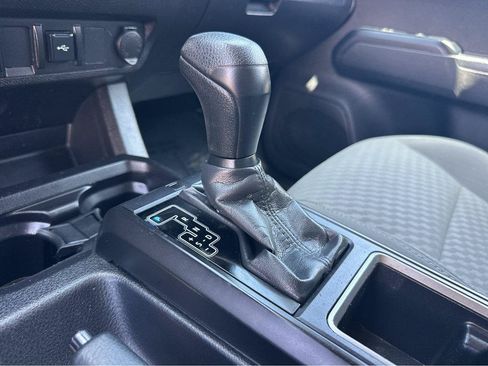 Used 2021 Toyota Tacoma SR RWD image 27