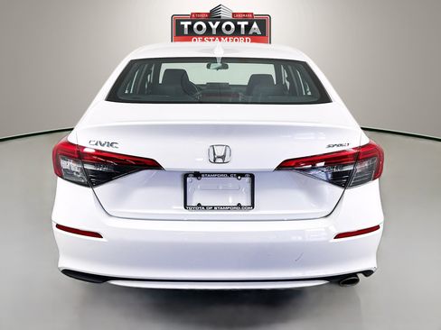 Used 2023 Honda Civic Sport image 6