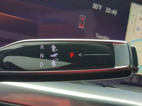 Used 2025 Cadillac Escalade Premium Luxury w/ Touring Package image 15