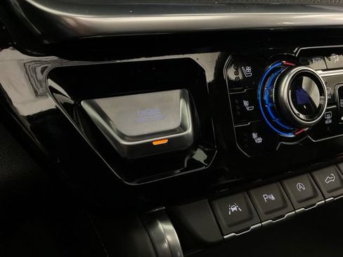 Used 2022 GMC Sierra 1500 Denali AWD/4WD image 27
