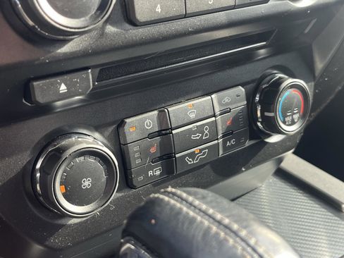 Certified 2018 Ford F150 XLT w/ Equipment Group 302A Luxury image 21