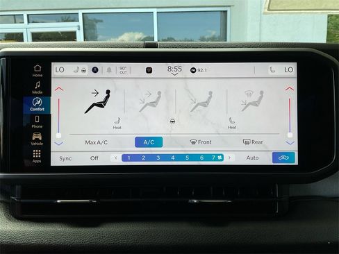 New 2025 Jeep Gladiator Sport image 24