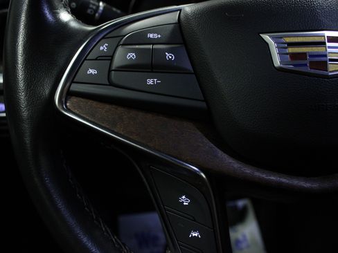 Used 2022 Cadillac XT5 Premium Luxury image 20