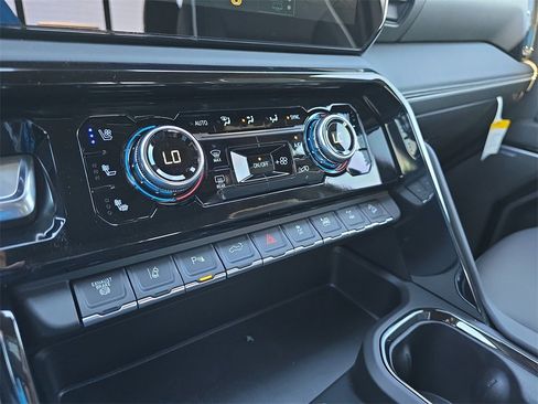 New 2026 GMC Sierra 2500 AT4X image 22