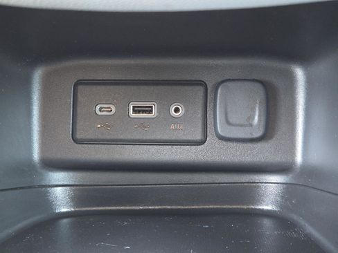 Used 2023 Chevrolet Equinox LS w/ LS Convenience Package image 12