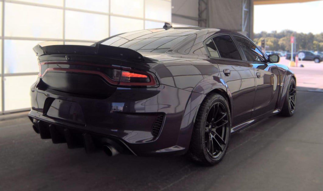 Used 2020 Dodge Charger Scat Pack RWD image 3