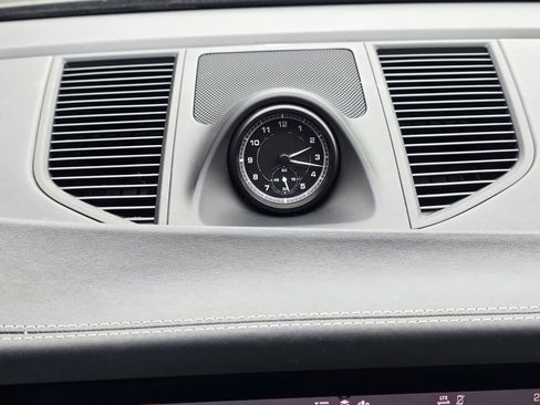 Certified 2023 Porsche Macan S AWD/4WD image 22