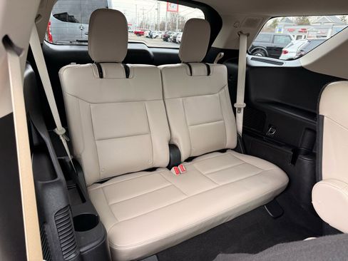 Used 2020 Ford Explorer Limited image 35