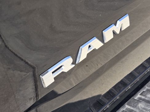 Used 2022 RAM 1500 Big Horn AWD/4WD image 11