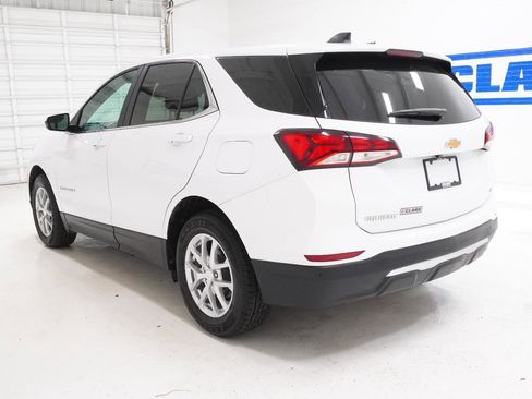 Used 2022 Chevrolet Equinox LT FWD image 10