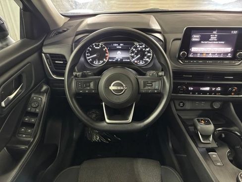 Used 2024 Nissan Rogue SV AWD/4WD image 15