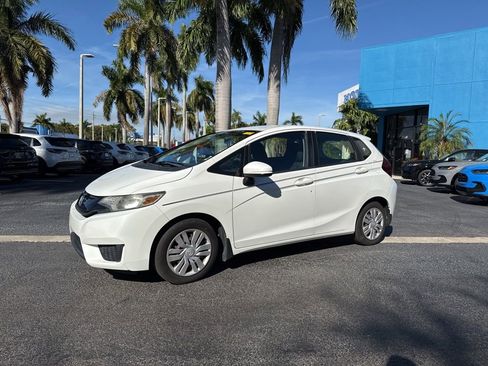 Certified 2017 Honda Fit LX image 9