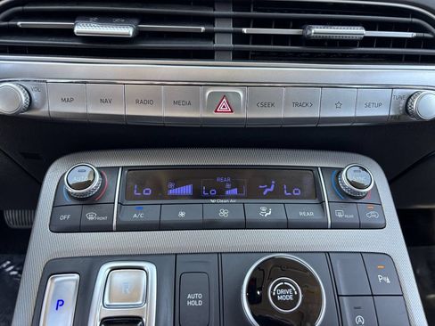 Used 2022 Hyundai Palisade SEL w/ 8P Bench Seat Package FWD image 23