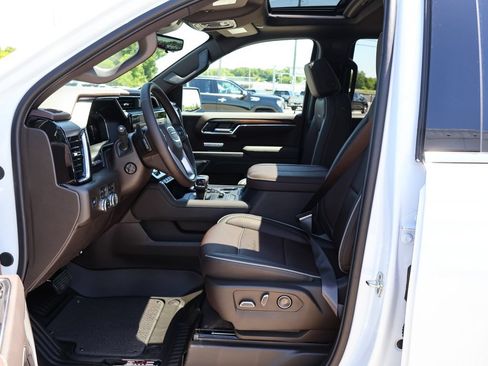 New 2026 GMC Sierra 1500 Denali w/ Technology Package AWD/4WD image 7