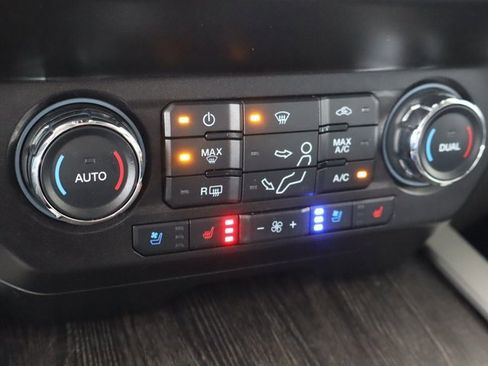 Used 2020 Ford F350 Lariat w/ Lariat Value Package image 36