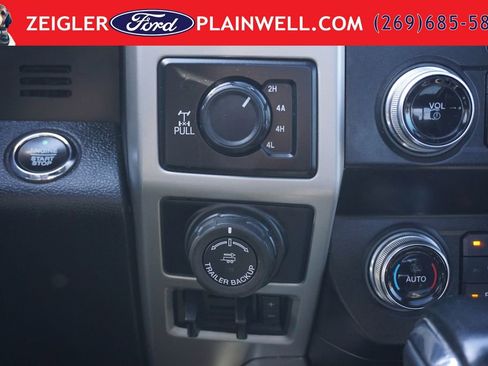 Used 2020 Ford F150 Lariat w/ Equipment Group 502A Luxury AWD/4WD image 25