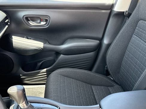 Used 2025 Honda HR-V LX image 11