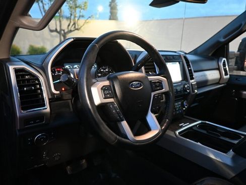 Used 2018 Ford F350 Lariat w/ Lariat Ultimate Package image 26