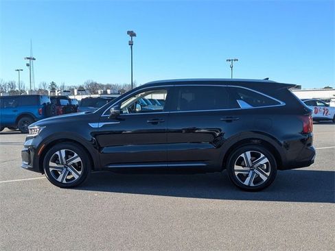 Used 2024 Kia Sorento SX Prestige image 6