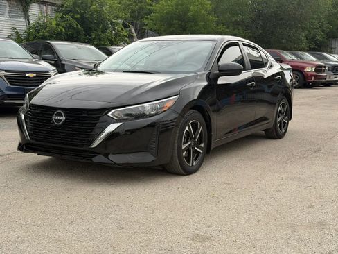 Used 2024 Nissan Sentra SV FWD image 3