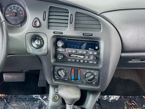 Used 2001 Chevrolet Monte Carlo SS w/ Preferred Equipment Group image 36