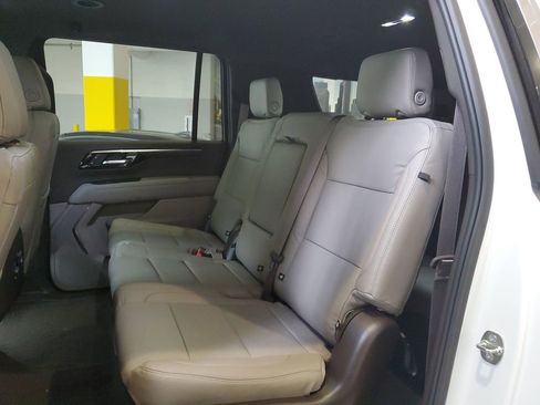 New 2026 Chevrolet Suburban LS image 12