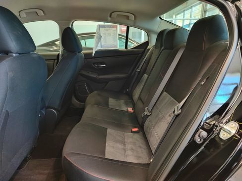 Used 2024 Nissan Sentra SR FWD image 23