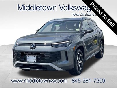 Certified 2025 Volkswagen Tiguan SE