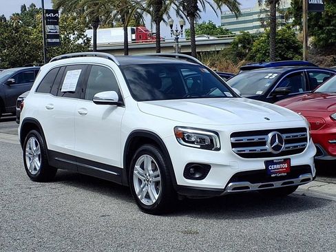Used 2020 Mercedes-Benz GLB 250 4MATIC image 7