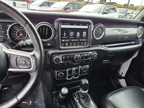 Used 2021 Jeep Wrangler Unlimited Sahara image 14