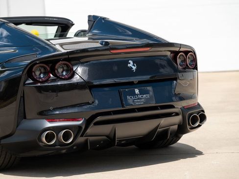 Used 2022 Ferrari 812 GTS RWD image 61