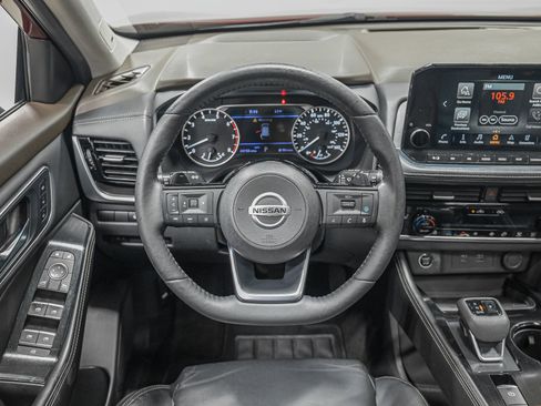 Used 2021 Nissan Rogue SL w/ Premium Package image 17