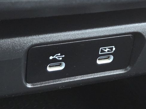 Used 2024 Honda Accord EX image 9