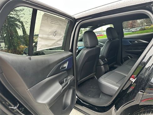 New 2026 Chevrolet Equinox EV LT image 16