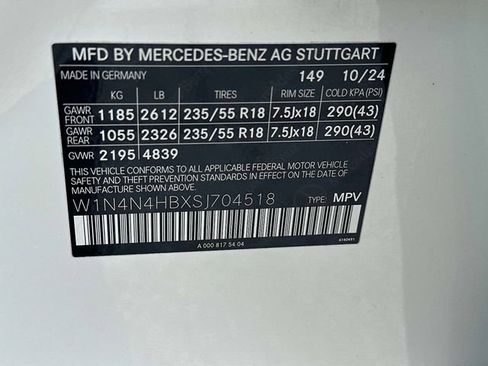 Certified 2025 Mercedes-Benz GLA 250 4MATIC image 17