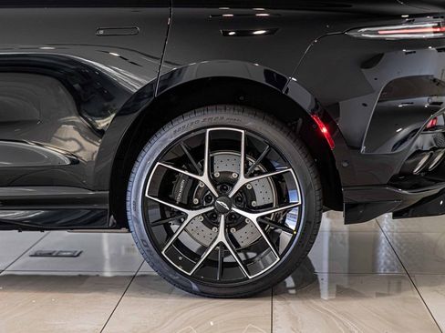 New 2026 Aston Martin DBX 707 image 7