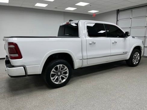Used 2022 RAM 1500 Limited w/ Body Color Bumper Group AWD/4WD image 11