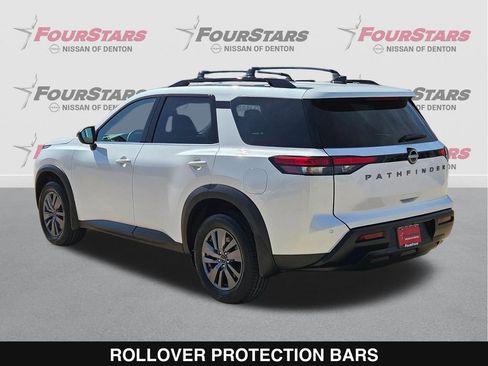 New 2026 Nissan Pathfinder SV image 7