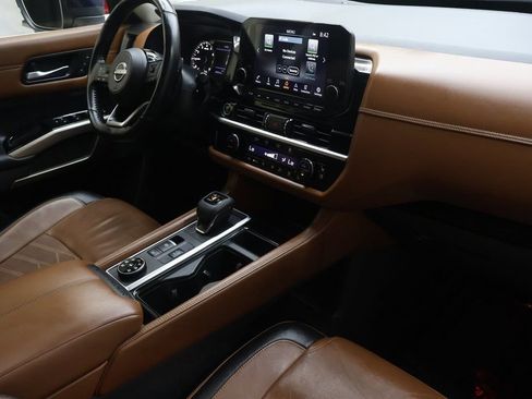 Used 2022 Nissan Pathfinder Platinum w/ Cargo Package image 11