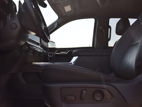 Used 2023 Chevrolet Silverado 1500 LTZ w/ Technology Package image 8