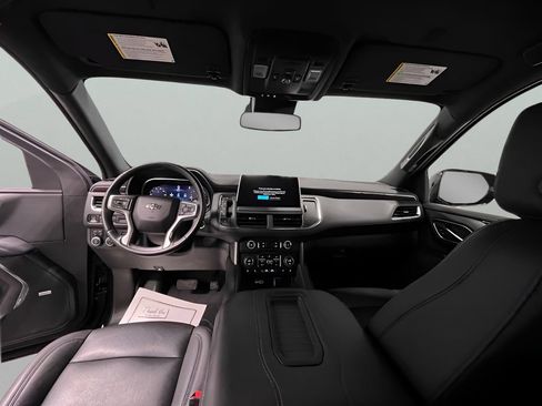 Used 2023 Chevrolet Suburban Z71 w/ Off-Road Capability Package AWD/4WD image 15