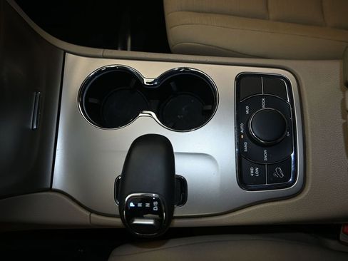 Used 2014 Jeep Grand Cherokee Laredo w/ Quick Order Package 23E image 17