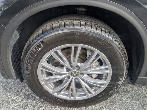 Used 2023 Alfa Romeo Stelvio Sprint RWD image 19