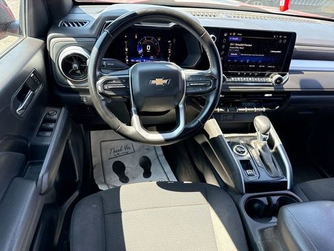 Used 2023 Chevrolet Colorado LT w/ LT Convenience Package AWD/4WD image 14