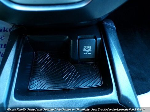 Used 2019 Honda CR-V LX image 39